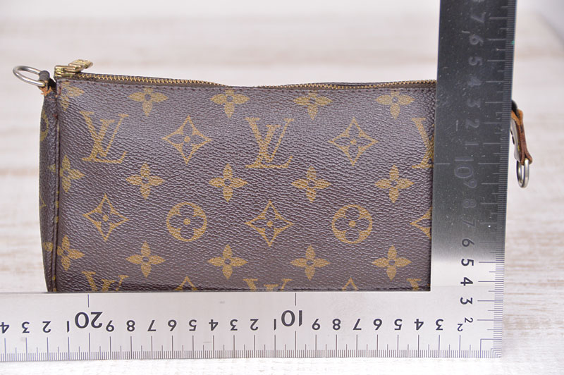 Used Louis Vuitton Monogram Pochette Accessoires Hand Pouch M51980
